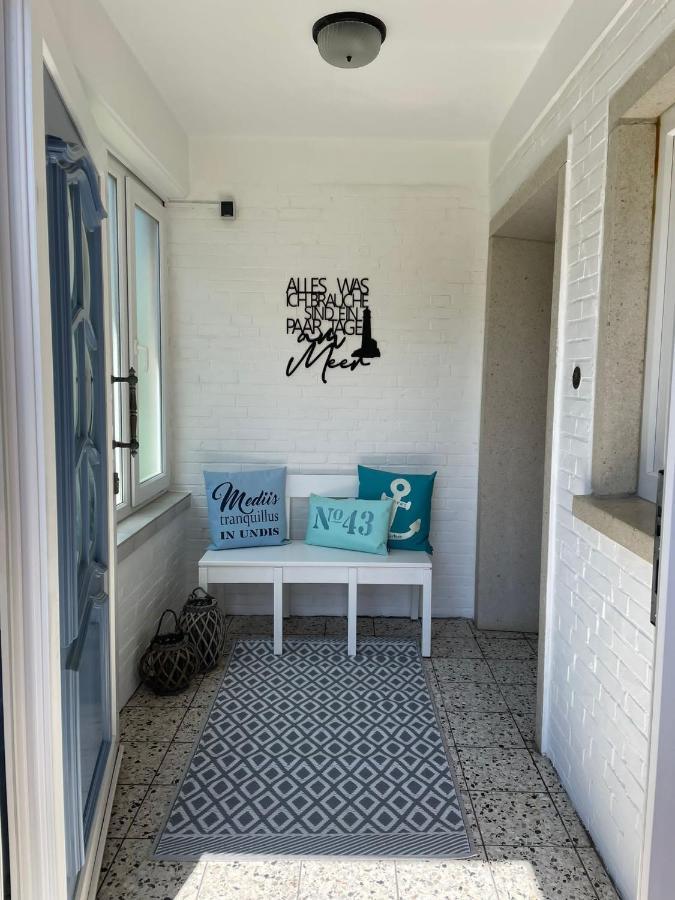 Lüttje Najade Ruhige, zentrale Lage am Rande des Kurparks. Wenige Gehminuten zum Strand und in die Innenstadt. Neu renovierte und liebevoll eingerichtete Wohnung. Borkum Exterior foto