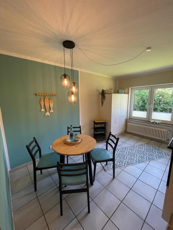 Lüttje Najade Ruhige, zentrale Lage am Rande des Kurparks. Wenige Gehminuten zum Strand und in die Innenstadt. Neu renovierte und liebevoll eingerichtete Wohnung. Borkum Exterior foto